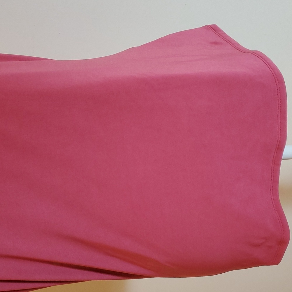 Express pink vneck body contour too - Picture 3 of 9